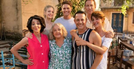 REVIEW: ‘My Big Fat Greek Wedding 3’ Delivers A Pleasant Trip to Greece My Big Fat Greek Wedding 3