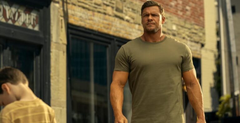 Alan Ritchson as Jack Reacher in Reacher Season 3