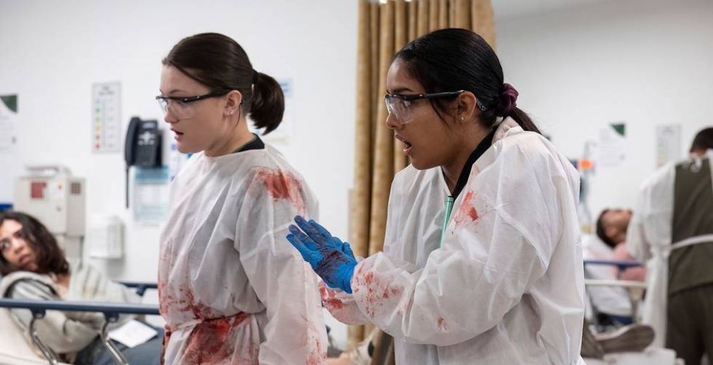 Dr. Santos and Dr Javadi in The Pitt Episode 13