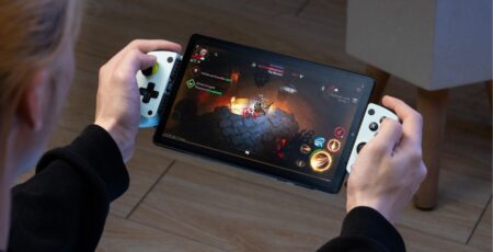 X5 Lite Mobile Controller in use
