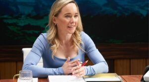 Dr Megan Winton Dives Deep Into Data In ‘Investigation Shark Attack’ Dr Megan Winton in Investigation Shark Attack, a series airing as part of SharkFest