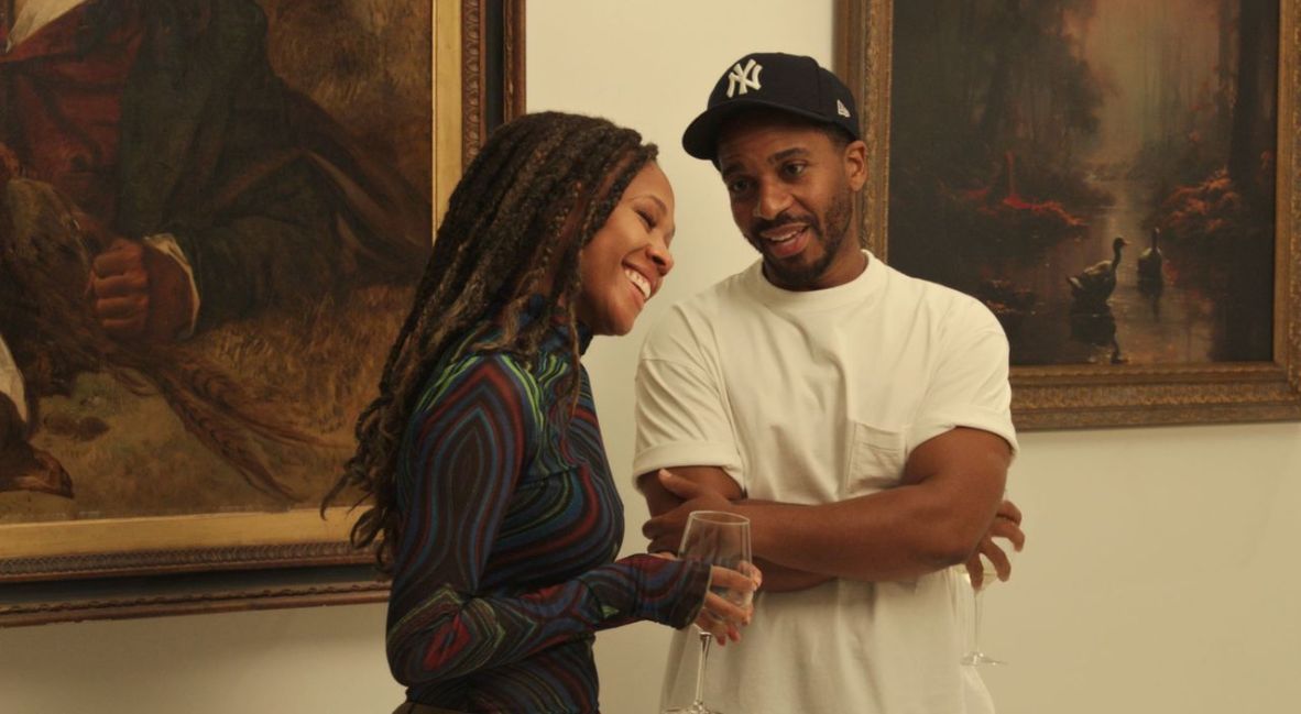 Casey and Roger go to a museum