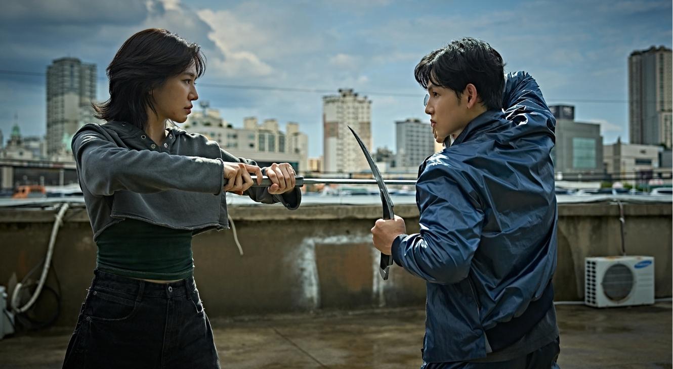 REVIEW: 'Mantis' Gives Hope To The Next Generation Of Killers 3 Park Gyu-young and Yim Si-wan in Mantis