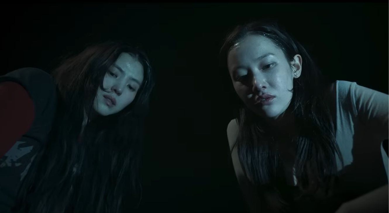 Han So-hee and Jeon Jong-seo in Project Y