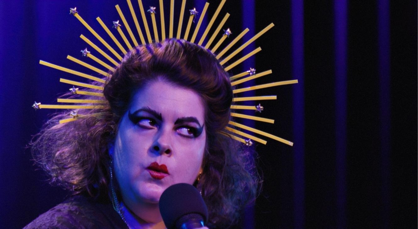  Lauren Elder in Whistle