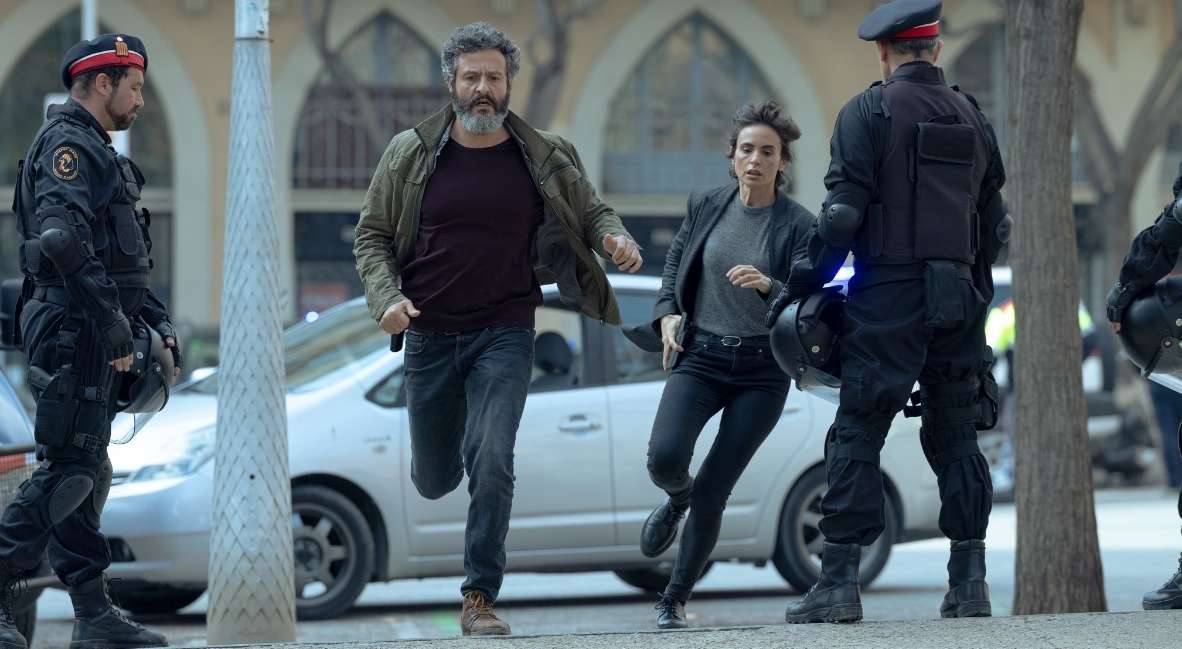 Netflix Announces Gritty New Spanish Thriller 'City of Shadows' 1 City of Shadows promo images from Netflix