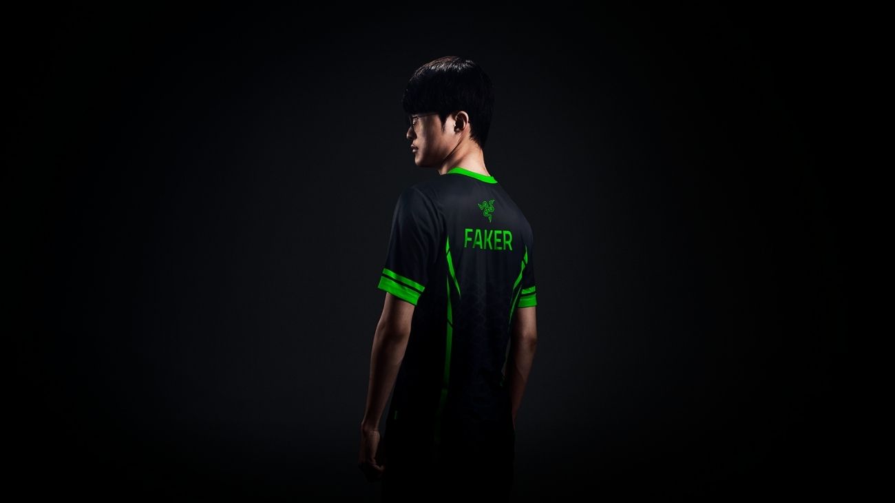 Razer Gigantus V2 Faker Edition