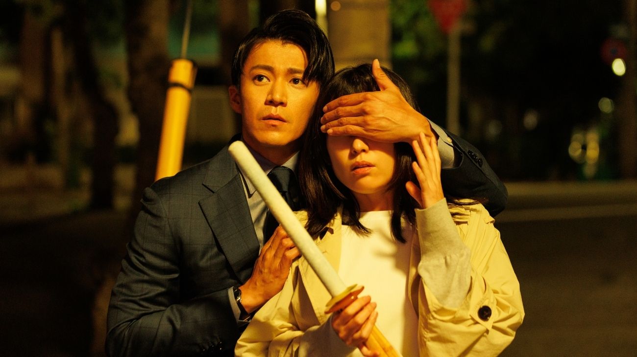 Han Hyo-joo and Shun Oguri in Romantics Anonymous