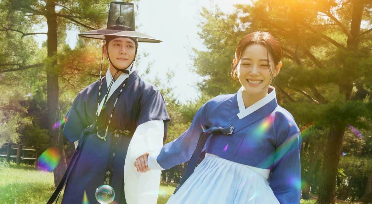 Viki Original - Moon River