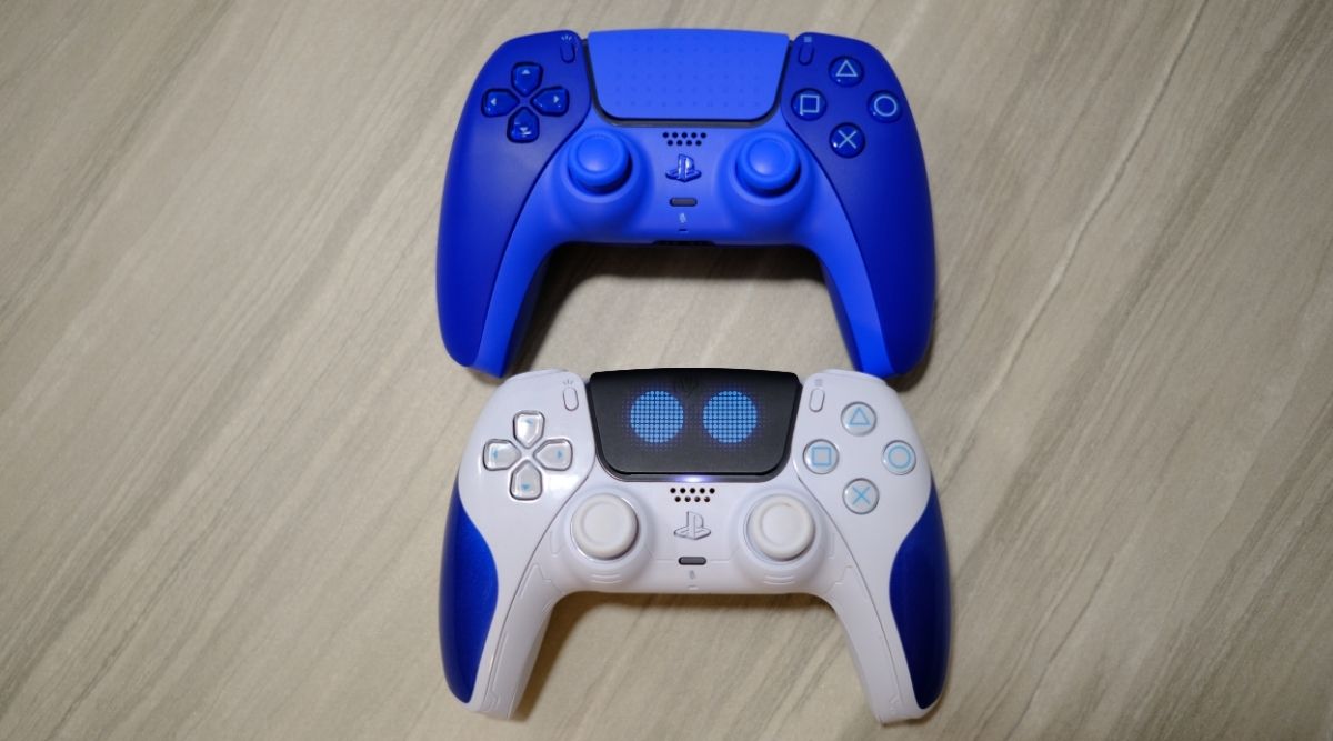 Icon Blue and Astro Bot Dualsense