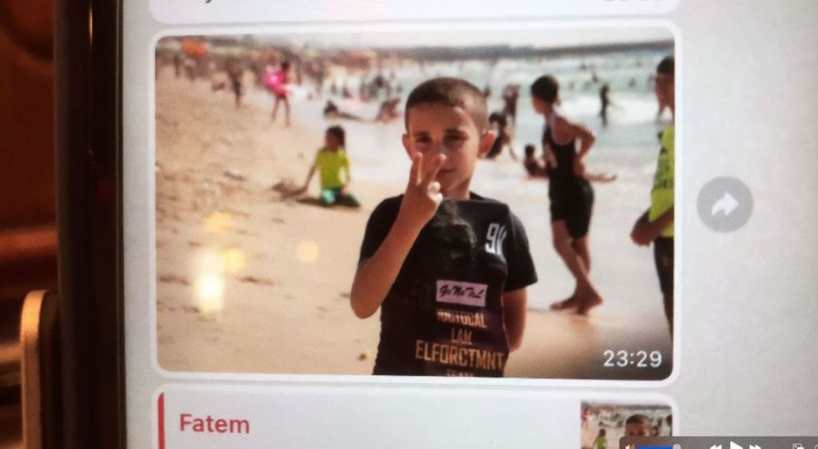 An image from Put Your Soul on Your Hand and Walk