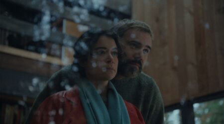 REVIEW: ‘Keeper (2025)’ Is A Frustratingly Brilliant, Psychedelic Tour-De-Force Rossif Sutherland and Tatiana Maslany in Keeper (2025)
