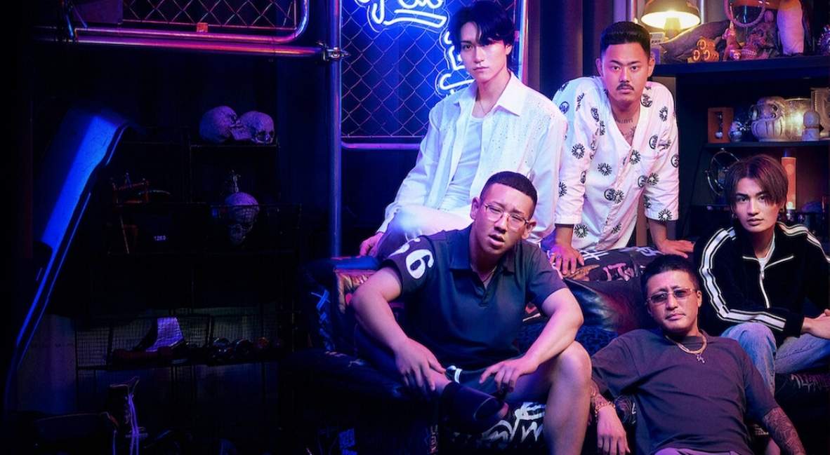 badly in love promo image from netflix