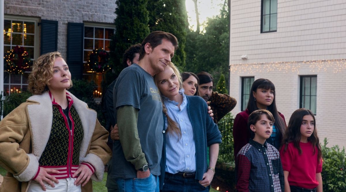 REVIEW: 'Oh. What. Fun' Rightfully Puts The Spotlight On Moms 3 The Whole Family in Oh What Fun