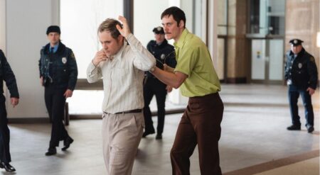 Bill Skarsgård and Dacre Montgomery in Dead Man's Wire