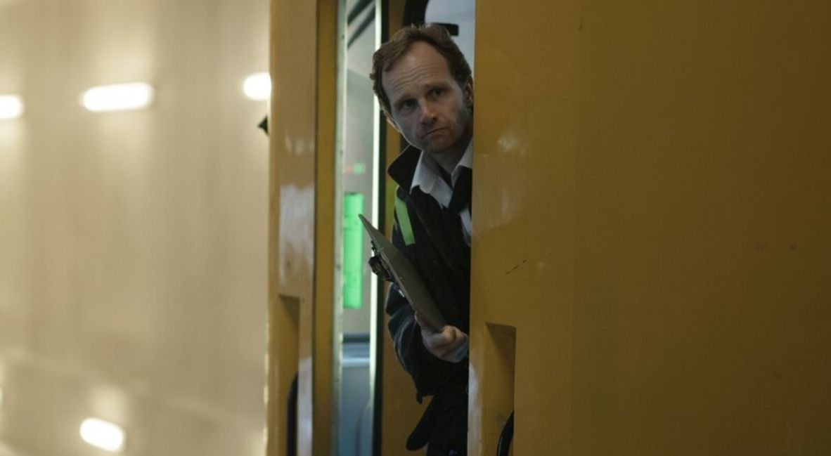 Hijack Season 2 Episode 1 promotional image from Apple TV