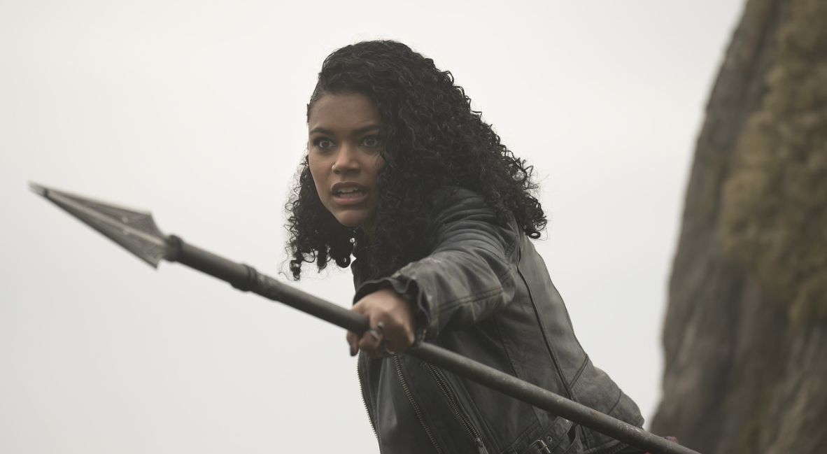 REVIEW: 'Percy Jackson and the Olympians' Season 2 Episode 8 - "The Fleece Works Its Magic Too Well" 2 Thalia in Percy Jackson Season 2 Episode 8