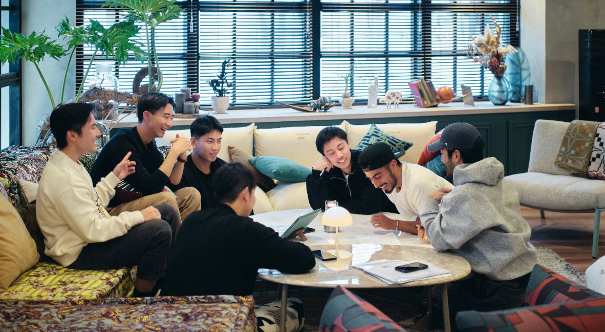 The Boyfriend Season 2 promotional image from Netflix