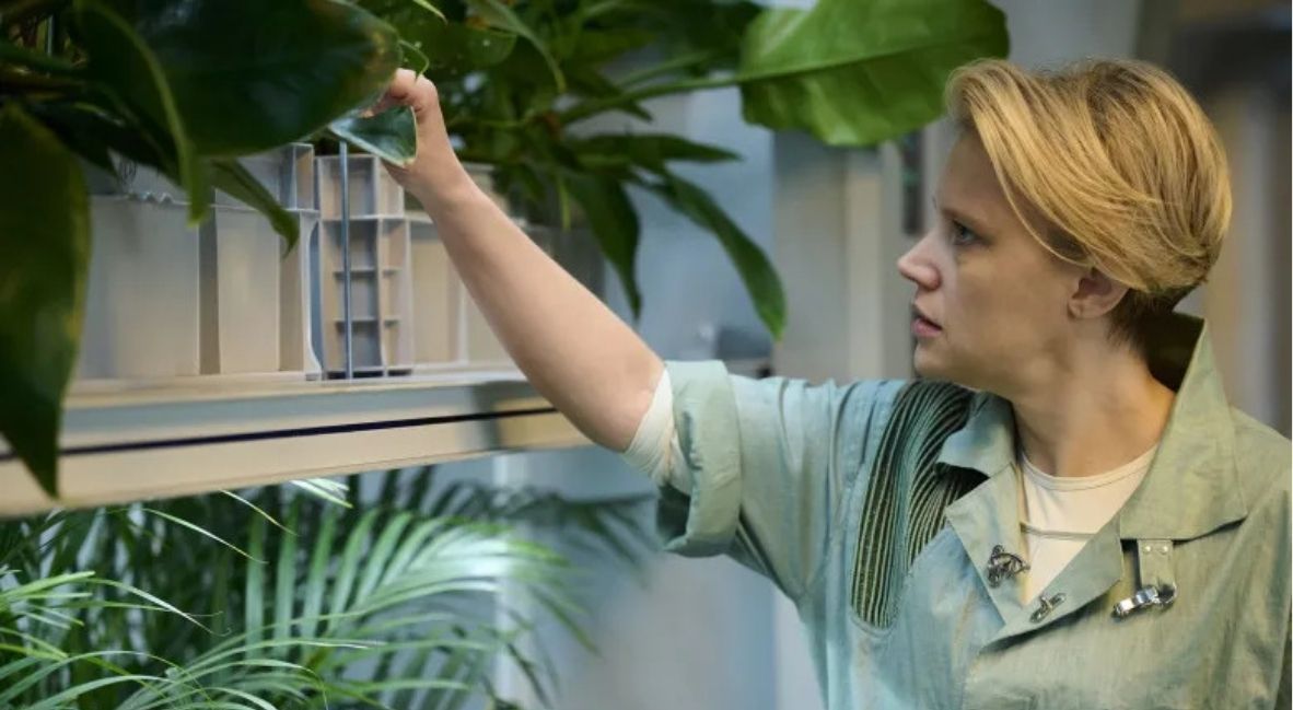 Kate McKinnon in In The Blink of an Eye