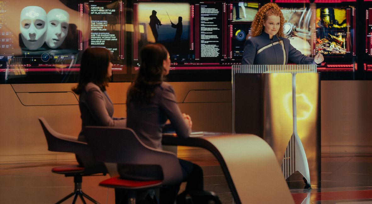 REVIEW: ‘Star Trek: Starfleet Academy’ Episode 8 – “The Life of the Stars” 2 Theater class in Starfleet Academy Episode 8