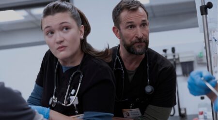 Santos and Robby in The Pitt Season 2 Episode 6