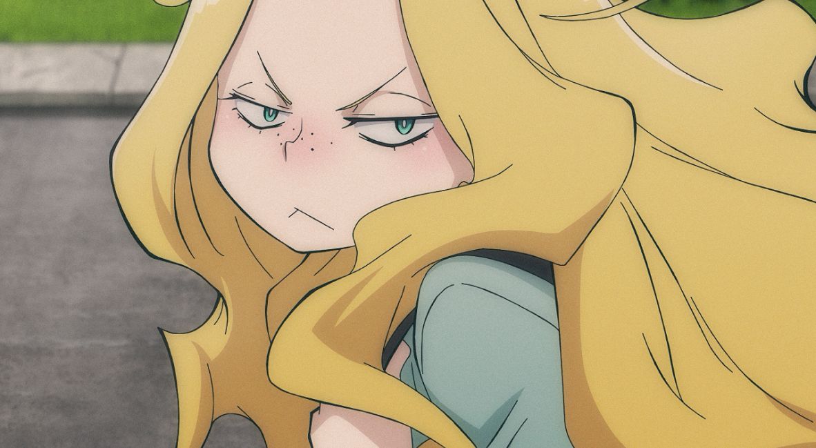 Pamela glares at Captain Celebrity