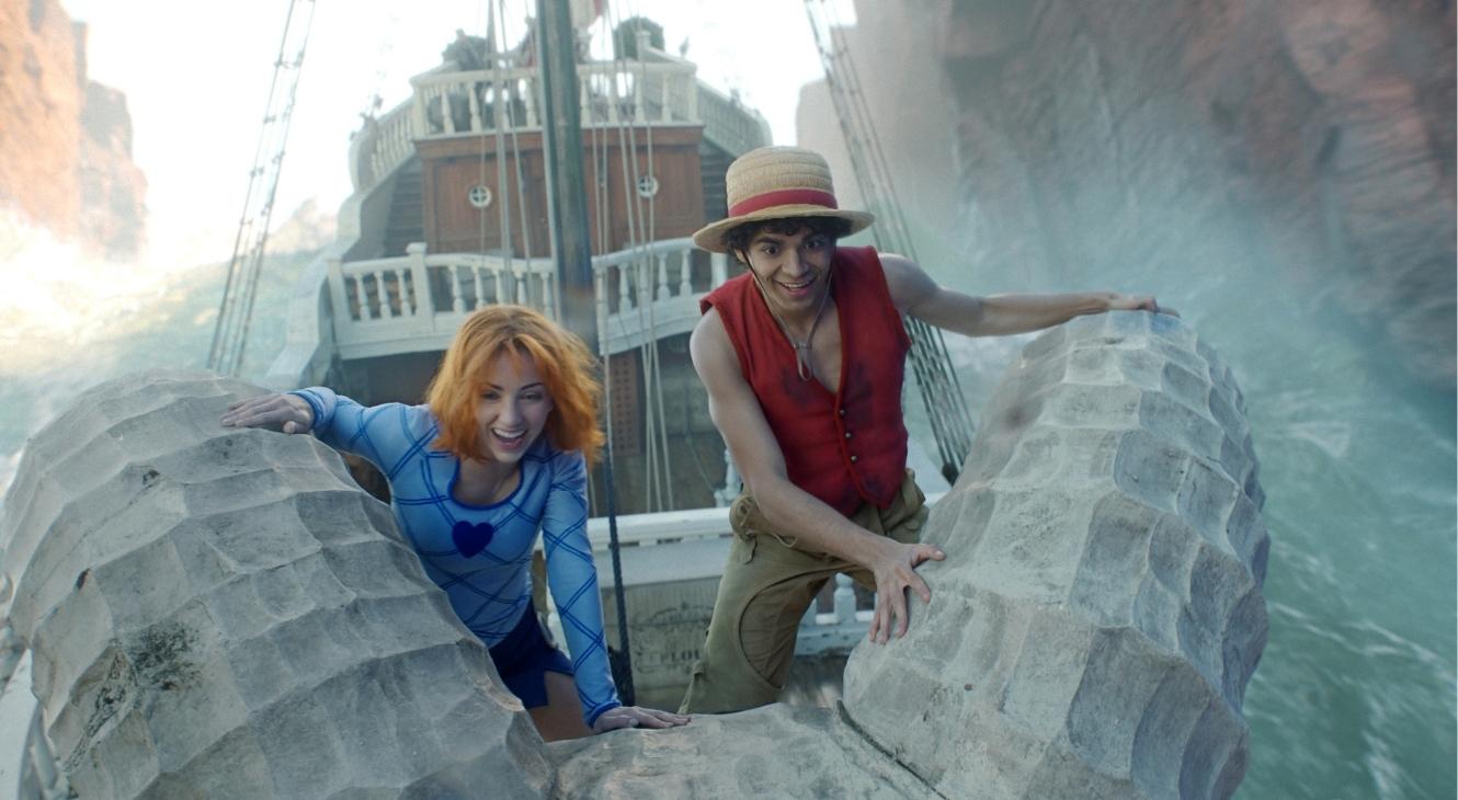 Emily Rudd and Iñaki Godoy in One Piece Season 2