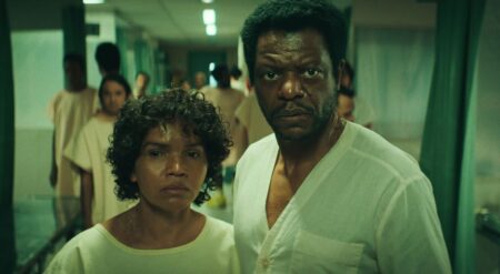 Fear begins to grip patients at a hospital in the series Radioactive Emergency, streaming on Netflix