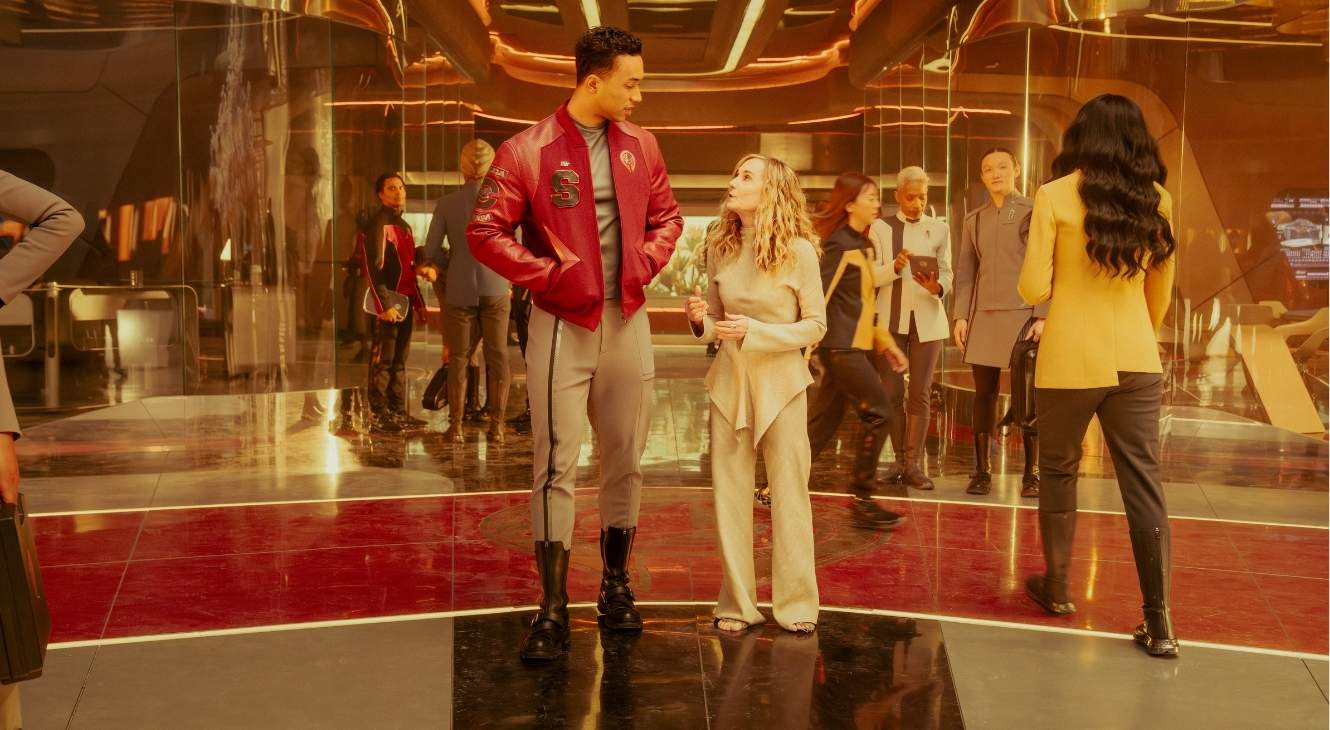 Sandro Rosta and Holly Hunt in Starfleet Academy Episode 10