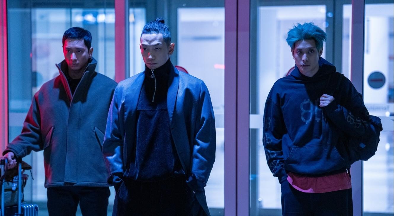 (L-r) Hwang Chan-sung, Jung Ji-hoon, and Lee Myeong-ro in Bloodhounds Season 2
