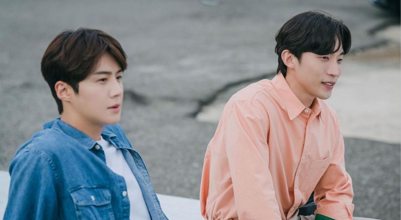 Kim Seon-ho and Lee Sang-yi in Hometown Cha-Cha-Cha