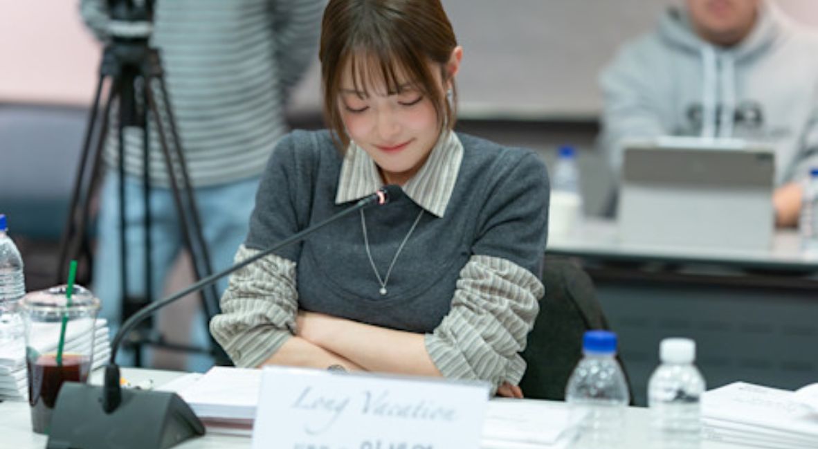 Lee Se-young at Long Vacation table read