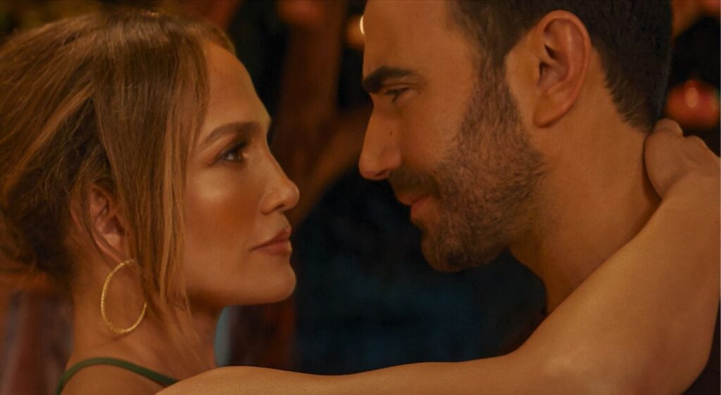 Jennifer Lopez and Brett Goldstein in Office Romance