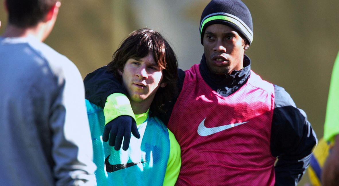 Ronaldinho and a teammate