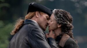Sam Heughan and Caitríona Balfe in Outlander Season 8 Episode 10