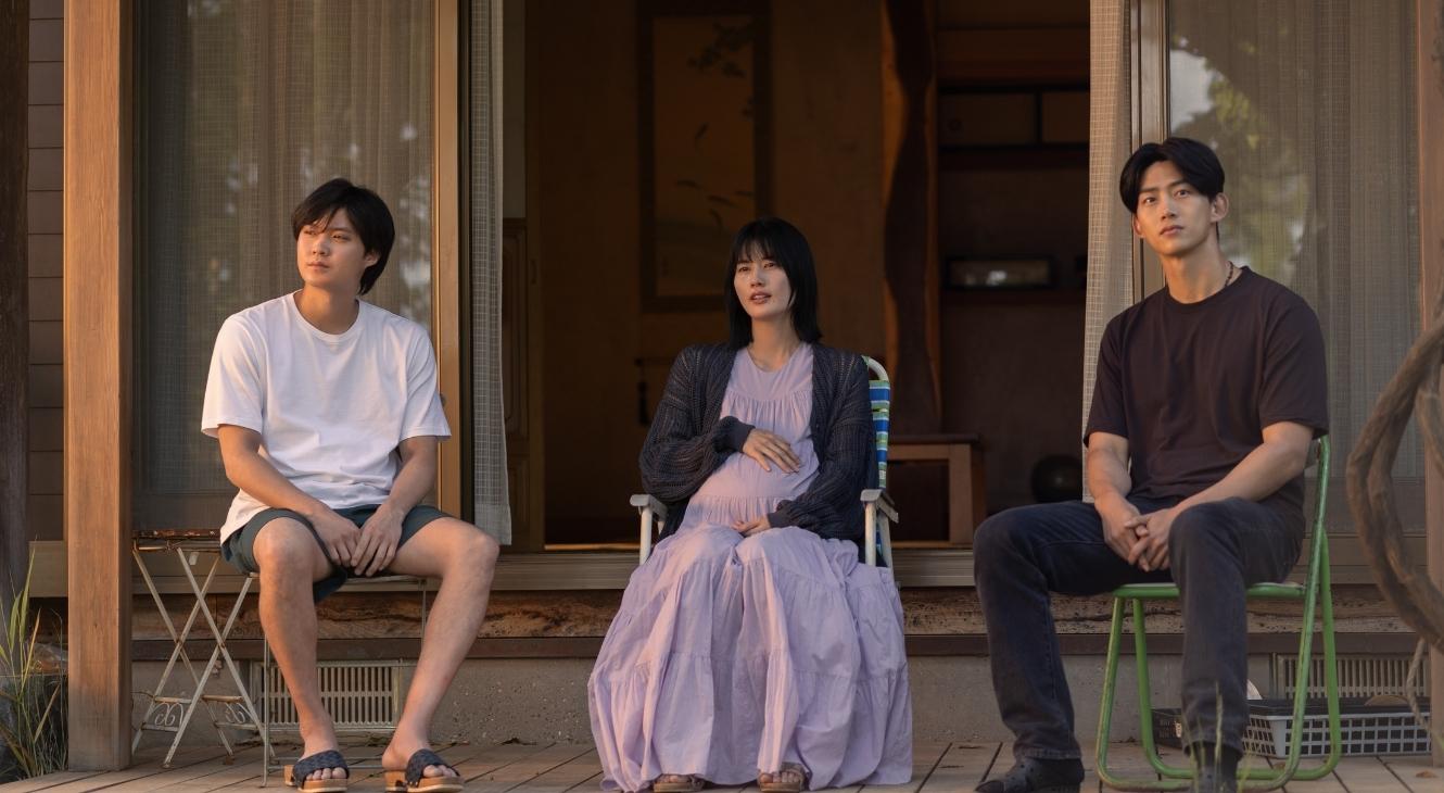 Ok Taec-yeon, Ai Hashimoto, and Hayato Isomura in Soul Mate