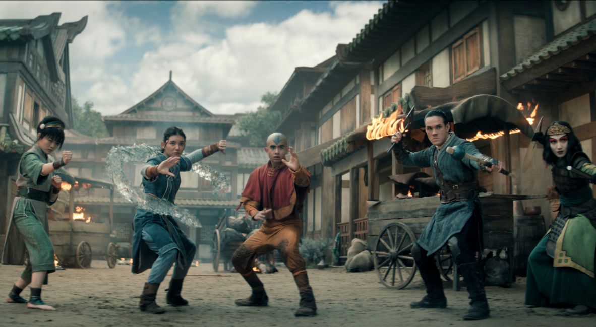 Toph, Katara, Aang, Sokka, and Suki get ready to fight