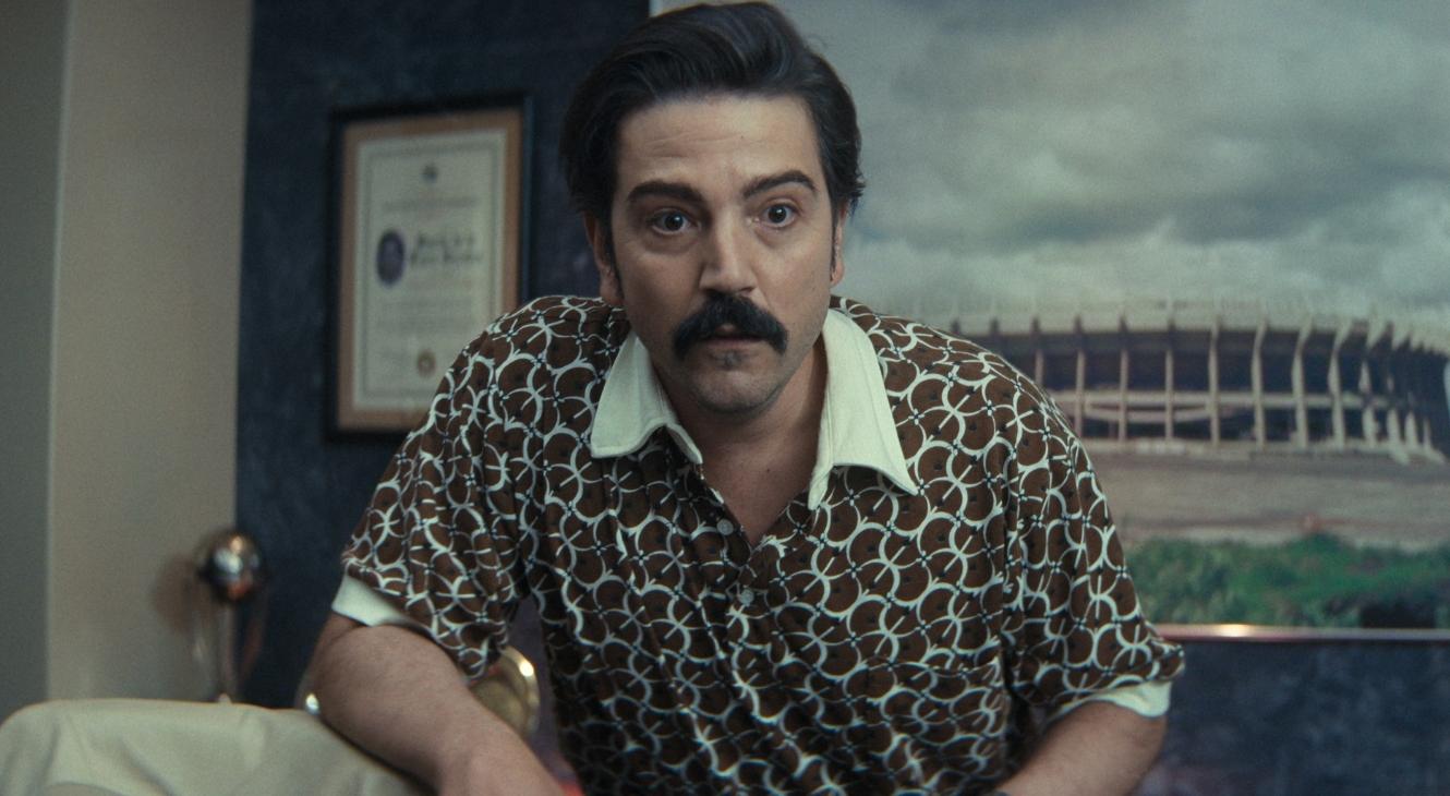 Diego Luna in Mexico 86