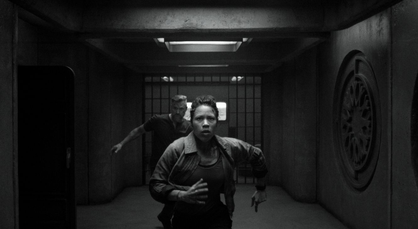 Remmie Milner and Shane McRae in Silo Season 3