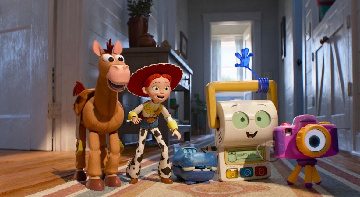 REVIEW: 'Toy Story 5' Is So Completely Worth It 3 Tech Toys in Toy Story 5