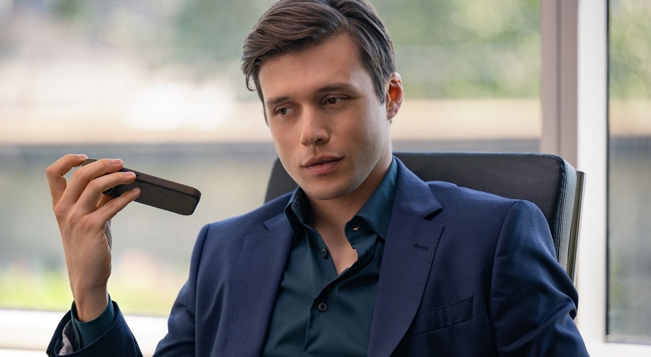 Nick Robinson in Voicemails for Isabelle