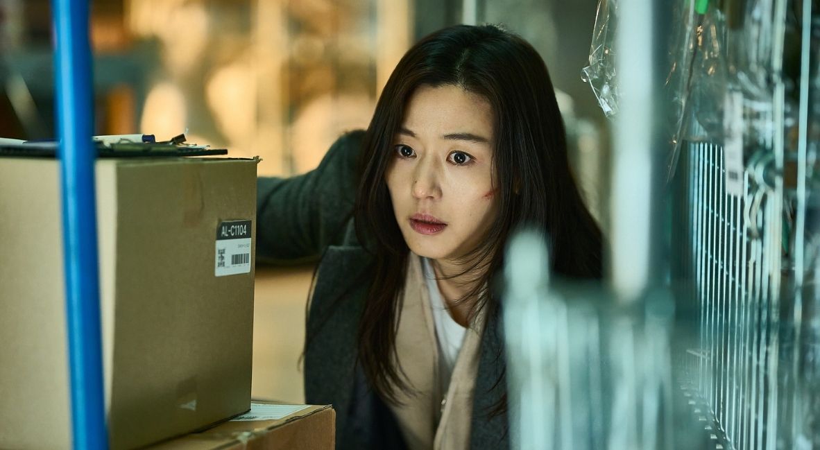 Jun Ji-hyun in Colony