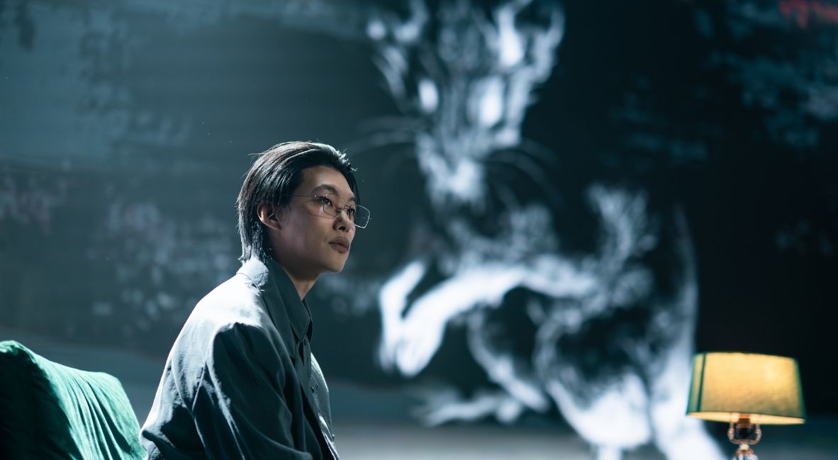 Ryu Jun-yeol in Mousetrap
