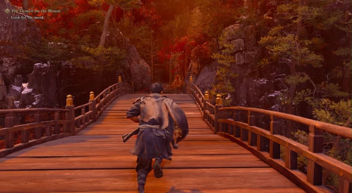 Musashi Miyamoto runs over a bridge in Onimusha Way of the Sword