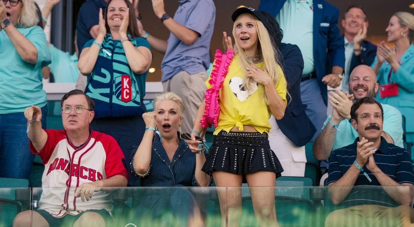 REVIEW: 'Ted Lasso' Season 4 Episode 1 - "Home" 5 Hannah Waddingham and Juno Temple in Ted Lasso Season 4 Episode 1