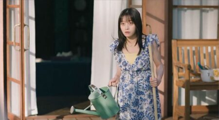 Hashimoto Kanna in The Vacation Principle