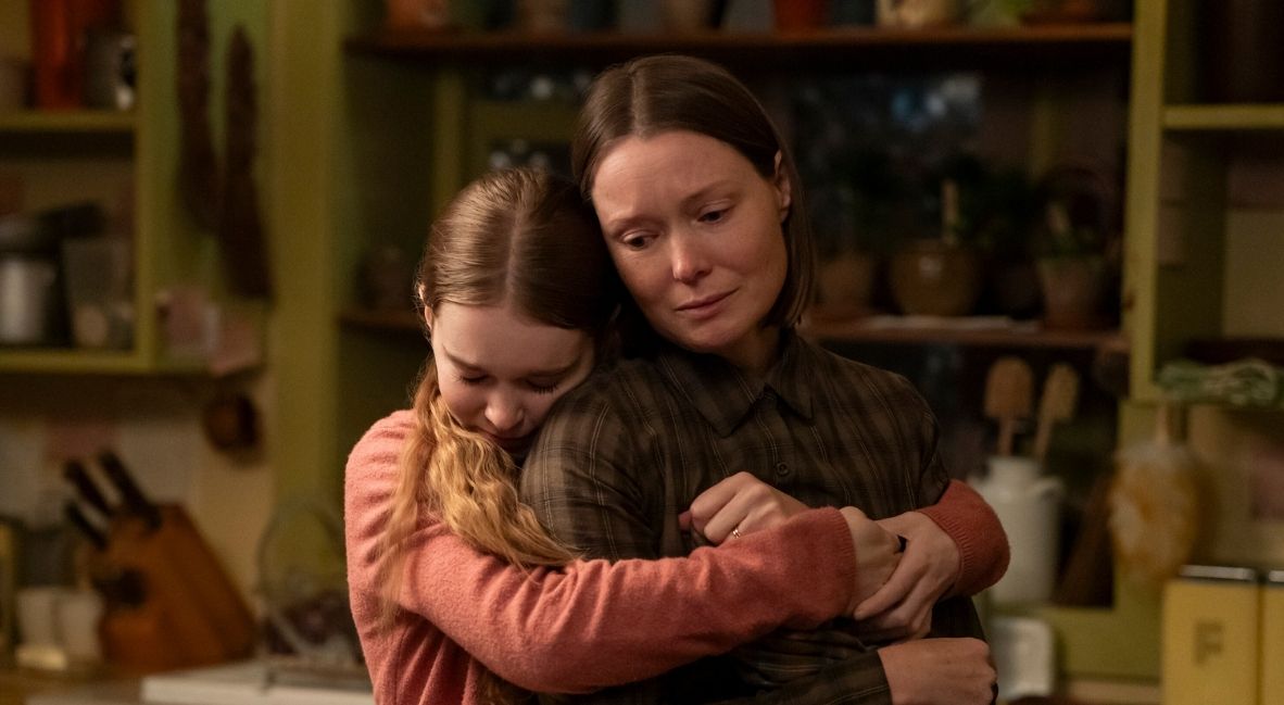 Summer H Howell and Samantha Sloyan in Carrie Episodes 1-2