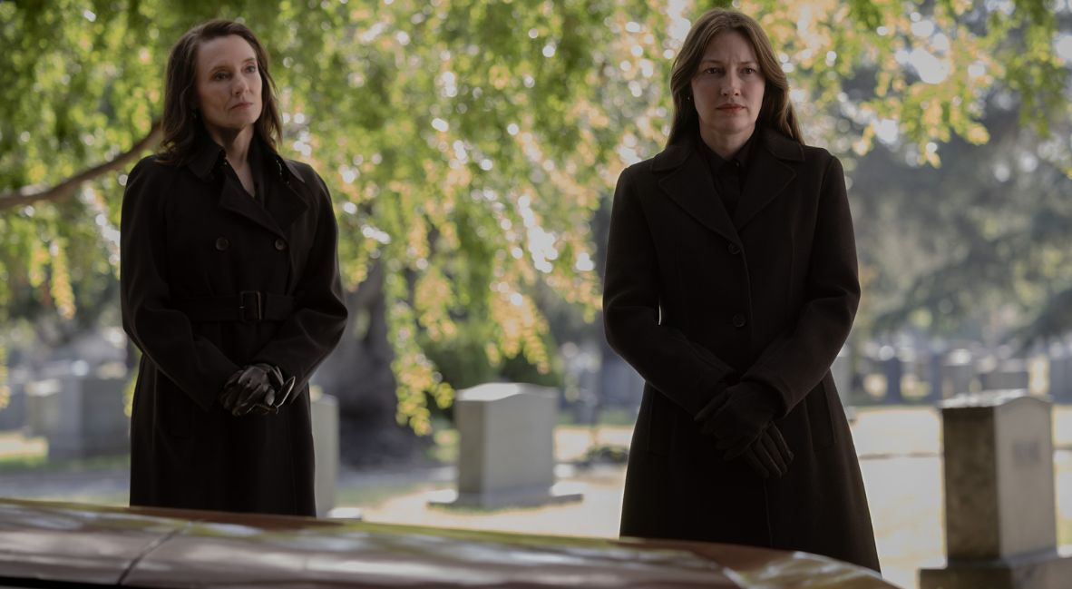 Amie MacKenzie and Kelly Macdonald in Lanterns Episode 6