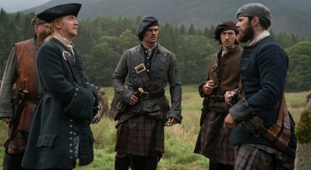 A group of men in Outlander: Blood of My Blood Season 2 Episode 3