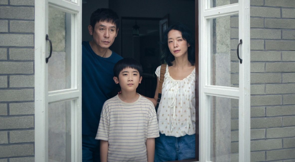 TIFF 2026: 'Possible Love' Is An Undeniable Masterpiece 3 Sul Kyung-gu, Jeon Do-yeon in Possible Love